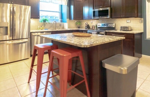 Tower Grove South House | 5BR Tower Grove Family Home/ABODEbucks