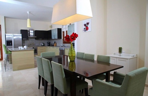 Aphrodite Hills Villa | 5BR Villa Private Pool Jacuzzi Sea Views BBQ