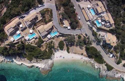 Gaios House | 5BR Villa w/Pool & Sea View near Beach
