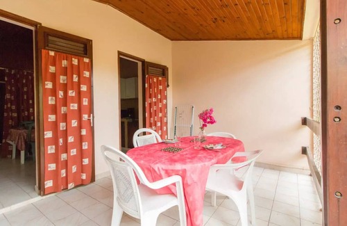 Sainte-Anne House | 5mn walk from the beach