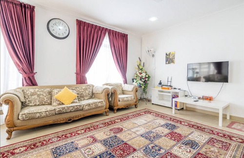 Bandar Baru Bangi House | 5R5B Spacious Semi D House for Family