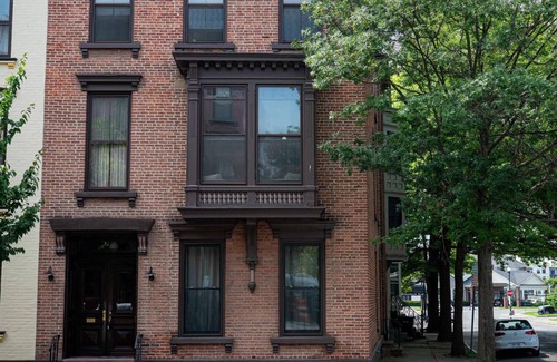 Troy House | 5th and Grand - Lovingly Restored Brownstone Troy NY Unit 1