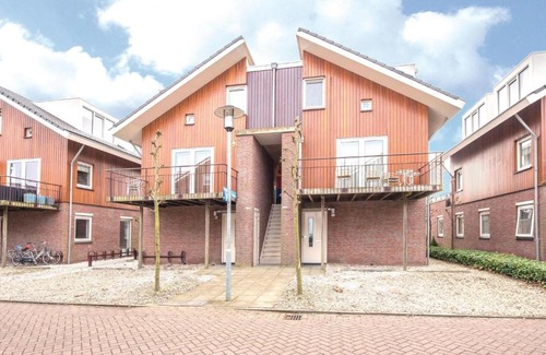 Municipality of Uitgeest House | 6-12 pax