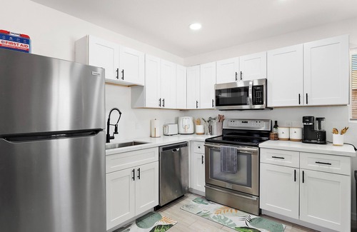 Alhambra House | 6.5 miles from Downtown Phoenix