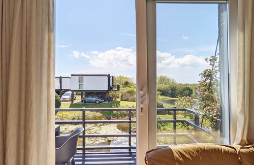 Emsworth Ski Chalet | 6 Avocet Quay - a lodge/cabin that sleeps 4 guests in 2 bedrooms