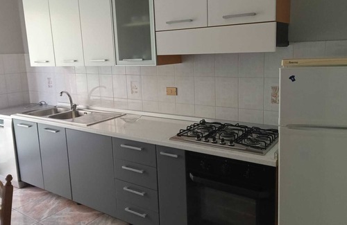 Lamezia Terme Apartment | 6 bed apartment 10 minutes from the sea by car