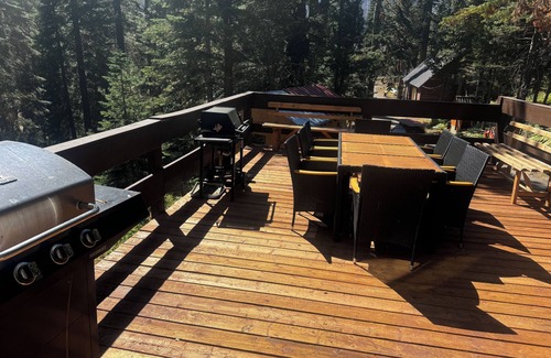 Echo Lake Cabin | 6 bedrm cabin in Tahoe remodelled, a haven designed for tranquility you desire