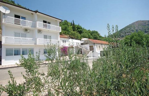 Veliki Prolog House | 6 bedroom accommodation in Veliki Prolog