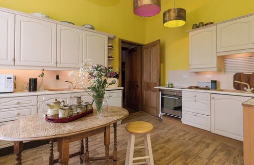Prestwick Cottage | 6 bedroom accommodation in Prestwick