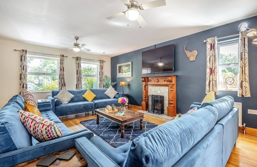 Spilsby Cottage | 6 bedroom accommodation in Orby, near Skegness