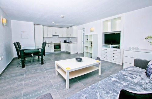 Javea Villa | 6 Bedroom Villa | Walk to beach | Large Heated Pool | free WiFi