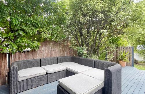 Akaroa House | 6 Beds 2 Bathrooms Private Holiday Home