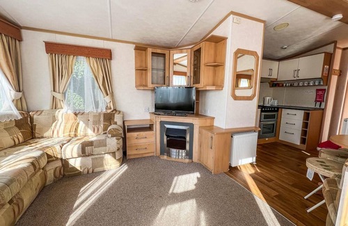 Hunstanton House | 6 berth dog friendly caravan in Hunstanton in Norfolk ref 13014L
