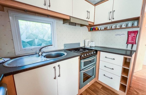 Hunstanton House | 6 berth dog friendly caravan in Hunstanton in Norfolk ref 13014L