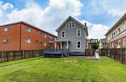 Norwood House | 6 BR Home Just Minutes From Downtown Cincinnati
