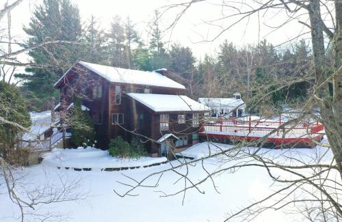 Newfane House | 6 BR Perfect Private Retreat in Vermont!