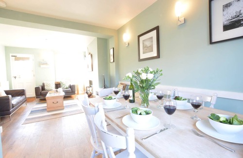 Aldeburgh Apartment | 6 Coastguard Cottages, Aldeburgh