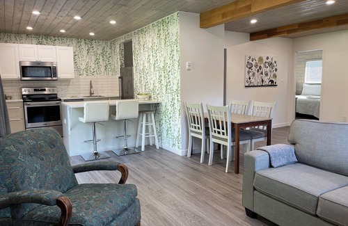 Sooke Cottage | 6 Cottage Units with Waterfront and Beach Access - Sleeps up to 20 Guests