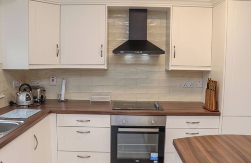 Castlemartyr Cottage | 6 LIOS NA MBAN, family friendly in Ladysbridge, County Cork