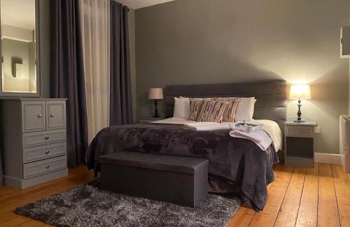 Bantry Apartment | 6 New Street SelfCatering BnB Studio 1