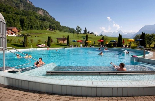Ruetli Apartment | 6-person apartment in the holiday park Landal Vierwaldstättersee