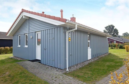 Lensterstrand House | 6 person holiday home in GROEMITZ