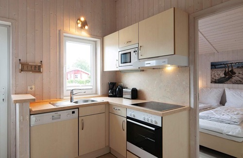 Lensterstrand House | 6 person holiday home in GROEMITZ