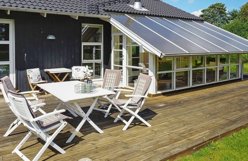 Grønninghoved Strand House | 6 person holiday home in Sjølund-By Traum
