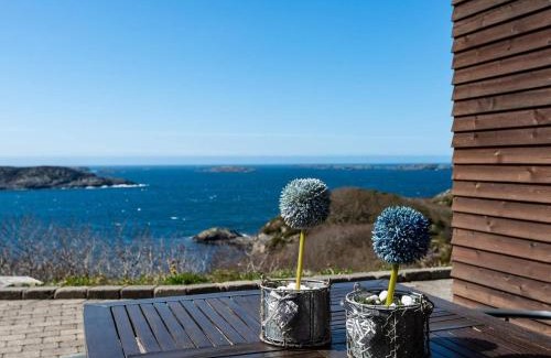 Bomlo House | 6 person holiday home in BØMLO-By Traum