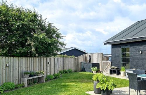 Logstor House | 6 person holiday home in Løgstør-By Traum