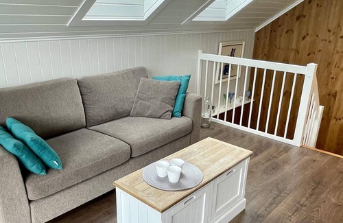 Stord House | 6 person holiday home in Huglo