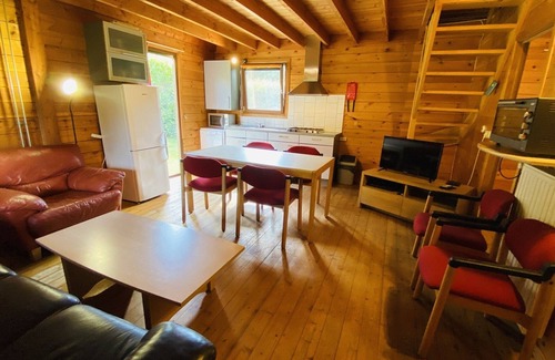 Ossenisse House | 6 persons atmospheric wooden chalet in Ossenisse, East Zeews-Vlaanderen