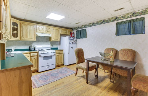 Barrington Hills House | 6 Shared Acres, Pool Table: Barrington Hills Apt!