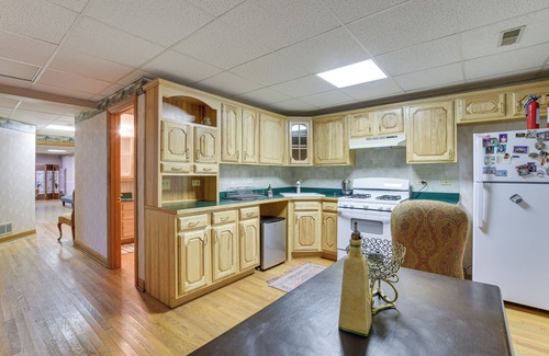 Barrington Hills House | 6 Shared Acres, Pool Table: Barrington Hills Apt!