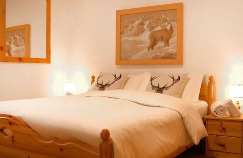 Celerina-Schlarigna Apartment | 60 m² Apartment ∙ 2 bedrooms ∙ 3 guests