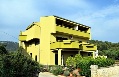 Dobropoljana Apartment | 60 m² Apartment ∙ 2 bedrooms ∙ 4 guests