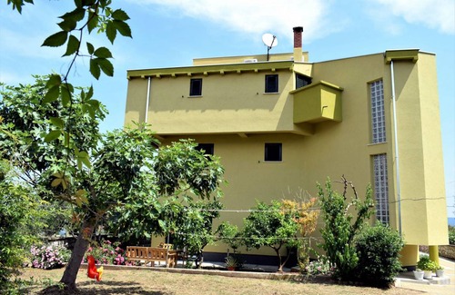 Dobropoljana Apartment | 60 m² Apartment ∙ 2 bedrooms ∙ 4 guests