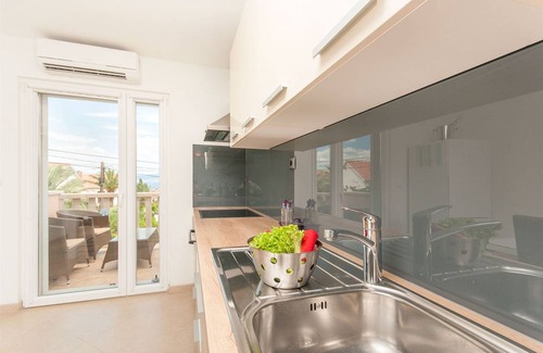 Supetar Apartment | 60 m² Apartment ∙ 2 bedrooms ∙ 4 guests