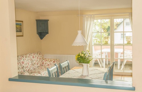 Meersburg Apartment | 60 m² Apartment ∙ 2 bedrooms ∙ 4 guests