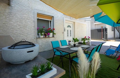 Trinajstici Apartment | 60 m² Apartment ∙ 2 bedrooms ∙ 4 guests