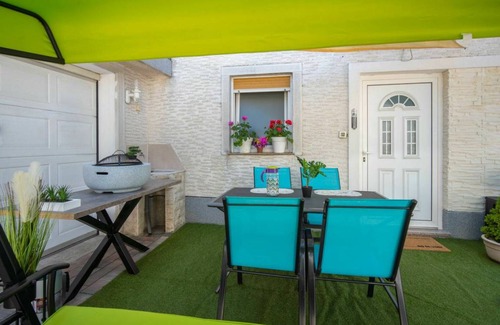 Trinajstici Apartment | 60 m² Apartment ∙ 2 bedrooms ∙ 4 guests