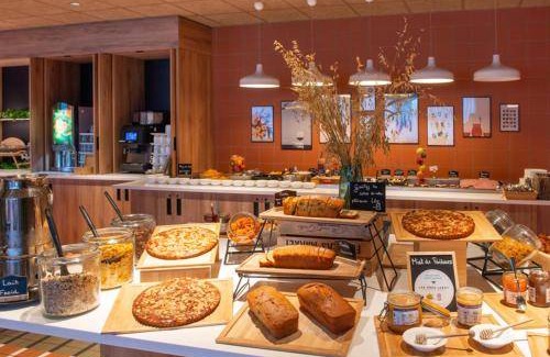 Chasseneuil-du-Poitou Hotel | 60 m² Hotel ∙ 127 guests