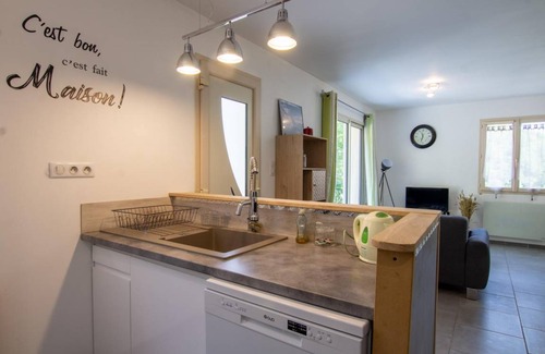 Auriac-du-Perigord House | 60 m² Gîte ∙ 2 bedrooms ∙ 4 guests