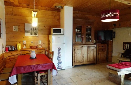 La Motte-en-Bauges House | 60 m² Gîte ∙ 2 bedrooms ∙ 5 guests