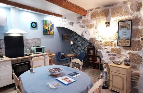 Bouzigues House | 60 m² Gîte ∙ 2 bedrooms ∙ 4 guests
