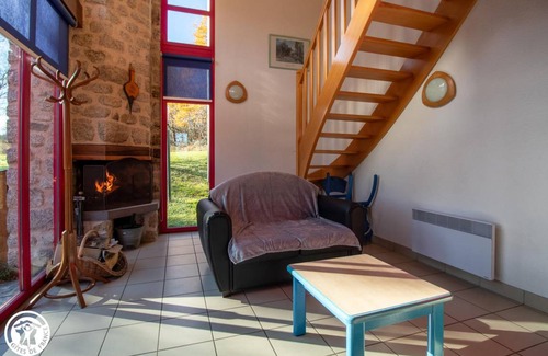 Charensat House | 60 m² Gîte ∙ 2 bedrooms ∙ 4 guests