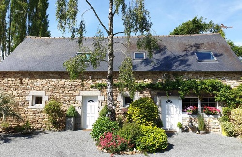 Plouvara House | 60 m² Gîte ∙ 2 bedrooms ∙ 4 guests