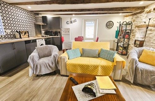 Beynat House | 60 m² Gîte ∙ 2 bedrooms ∙ 4 guests