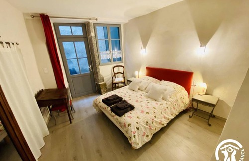 Caunes-Minervois House | 60 m² Gîte ∙ 1 bedroom ∙ 2 guests