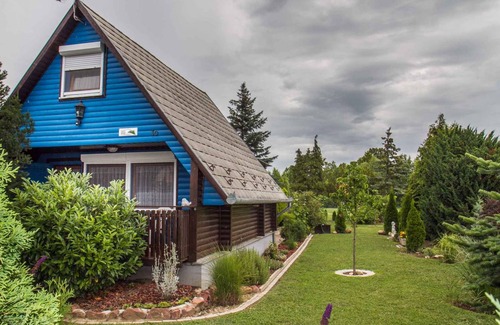 Balatonkeresztur House | 60 m² House ∙ 2 bedrooms ∙ 4 guests